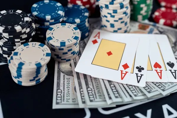 Mobile phone showing kingdomslot deposit menu with payment options